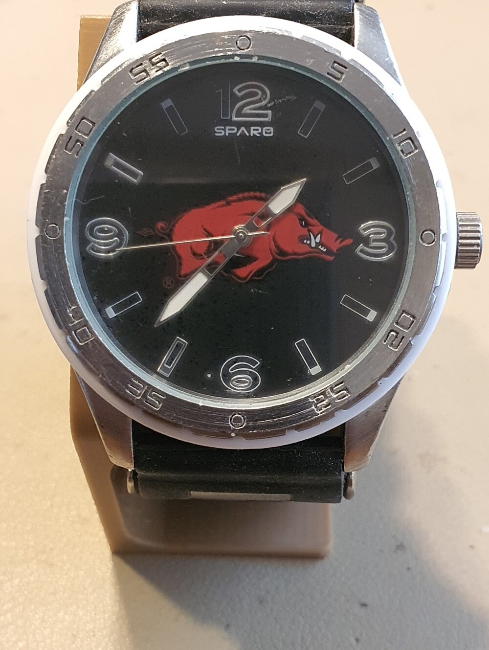 10/$20 Sparo NCAA Arkansas Razorbacks Silver/Black Men's Watch
